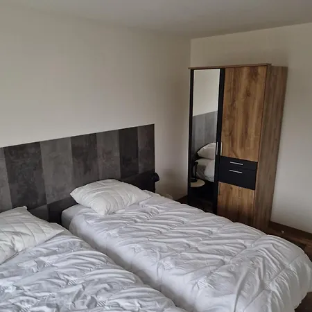 Dom wakacyjny Chez Robert Bromont-Lamothe